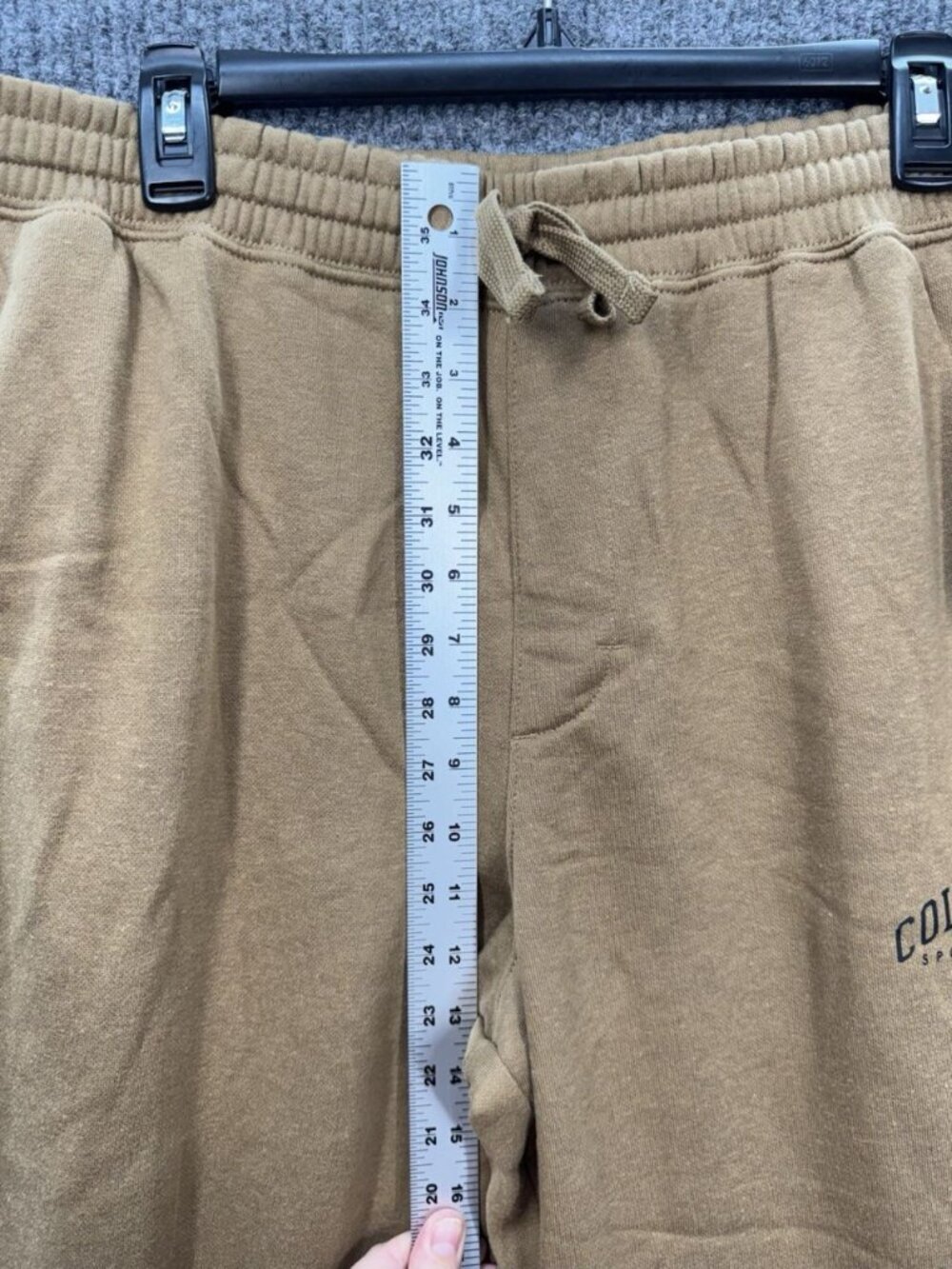 Columbia Trek Joggers Mens Large Tan Sweatpants Drawstring Pockets Logo NEW - Picture 9 of 10